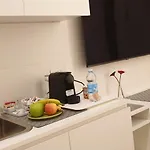 فندق مبيت وإفطار Cosmopolitan-bari 3*